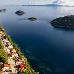 Gorgeous In Karbuni With Wifi Brnistrova