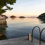 Сasa de vacaciones Gorgeous In Karbuni With Wifi Brnistrova