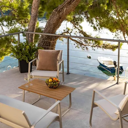 Nice Home In Karbuni With Wifi בית נופש *