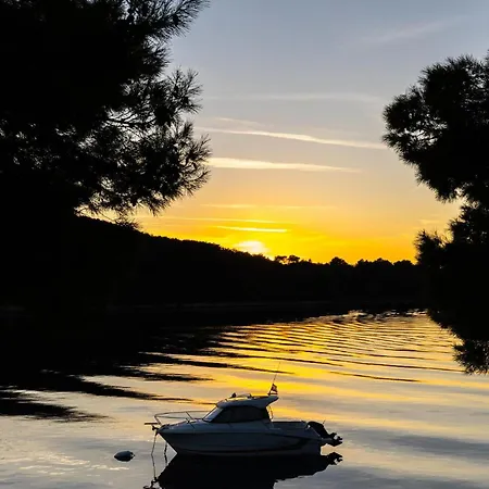 Lovely In Karbuni With Wifi Ferienhaus