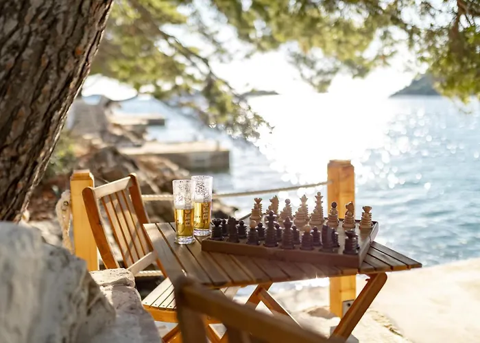 Lovely In Karbuni With Wifi